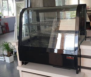 Холодильна вітрина Frosty RTW 100, чорна Барне холодильне обладнання pro100holod.in.ua - Холодильне обладнання Холодильна вітрина Frosty RTW 100, чорна